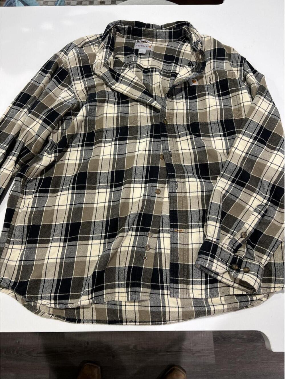 Carhartt Men's Relaxed Fit Long Sleeve Button-Up XL  Flannel Plaid